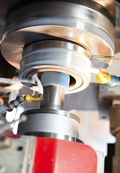 ZWICKER軸承在精密機床主軸領域的應用